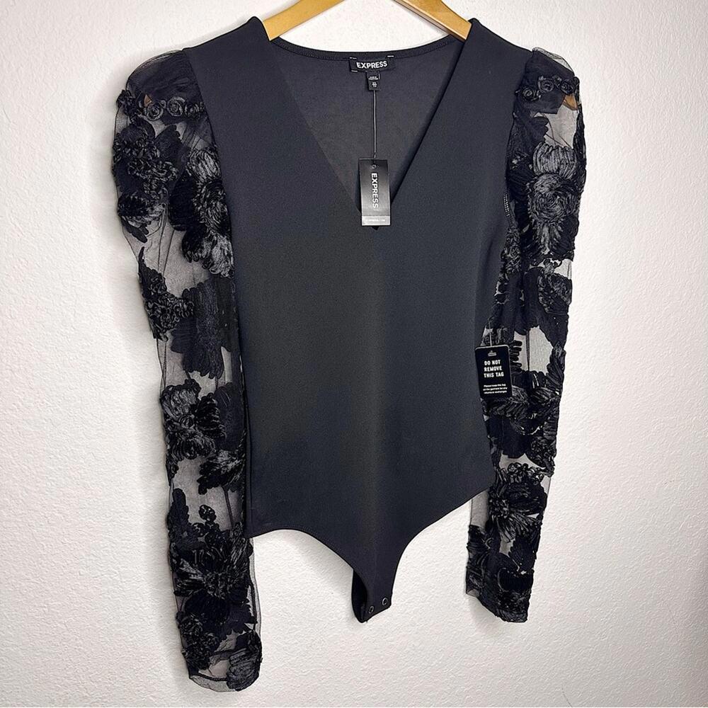 NWT Express Exaggerated Sheer Lace Long Sleeve Bodysuit in Black Size XS $60